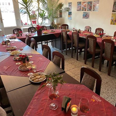 Apartman Netolice 207 Deluxe Eksteriør bilde