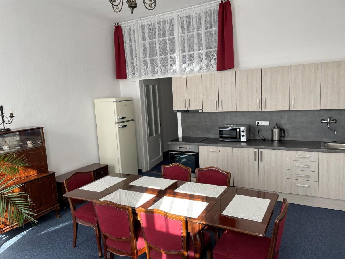 Apartman Netolice 207 Deluxe Eksteriør bilde